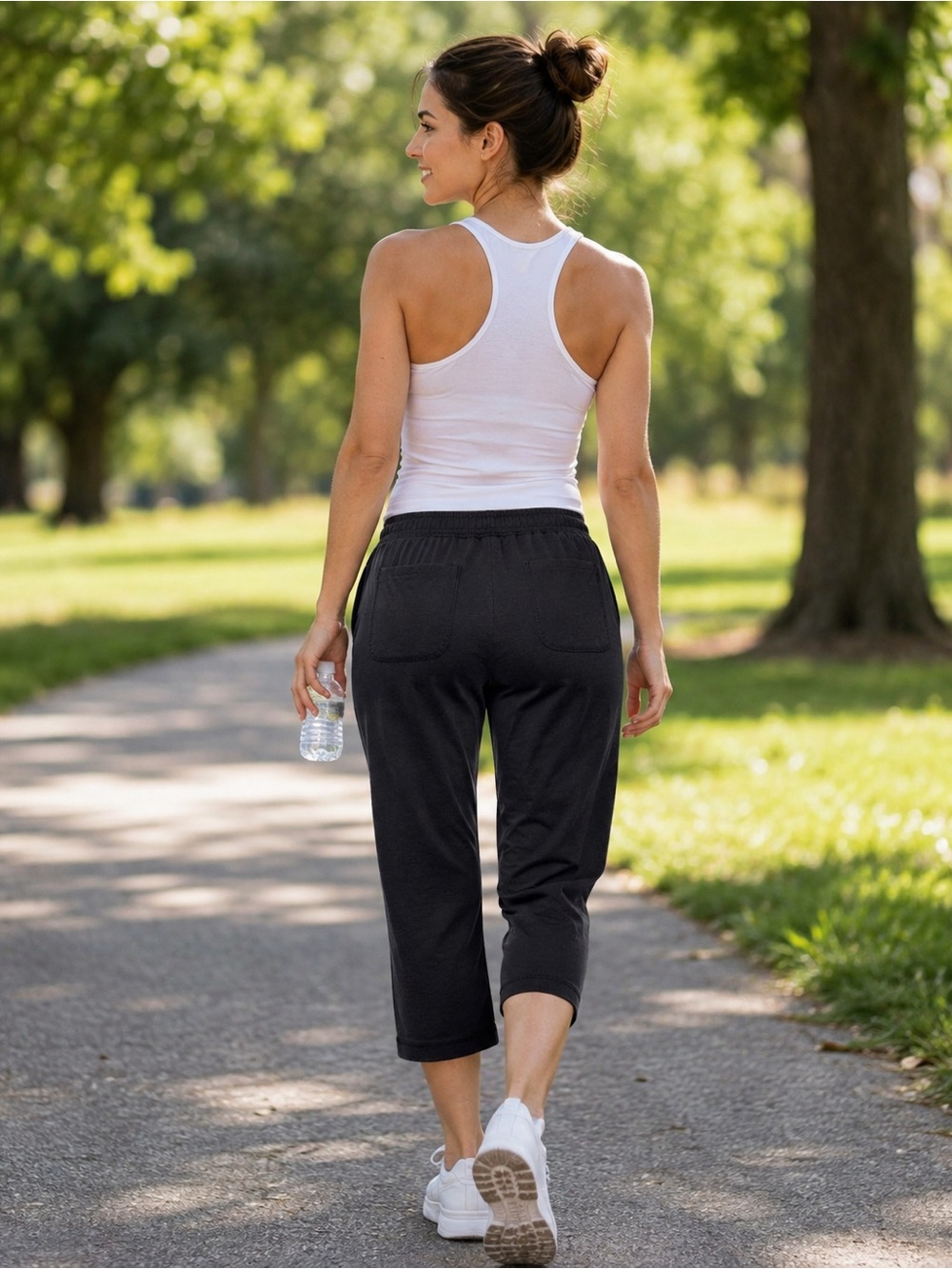 Athletic Works Women's Black Cropped Jogger Capris